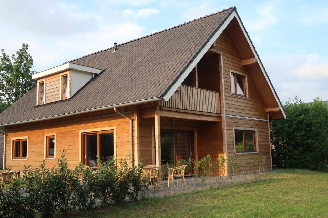 Familiehuis Klokkenweide Villa Loon op Zand Exteriör bild